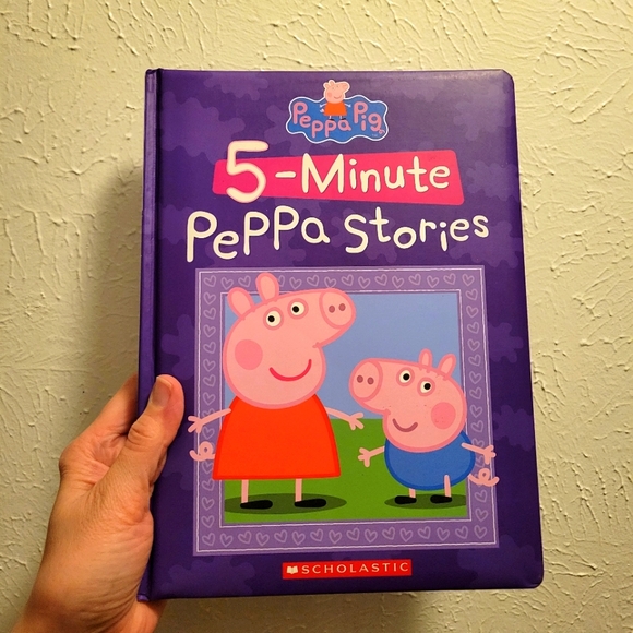 5⃣ Minute Stories For Bedtime 🐽 - Picture 1 of 5
